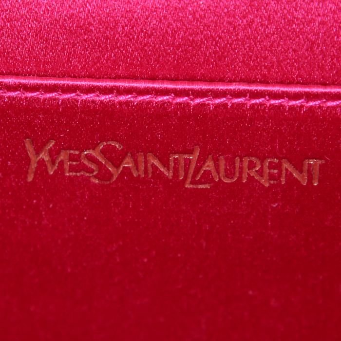 Saint Laurent Belle de Jour pouch in pink patent leather - Detail D3