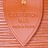 Borsa da viaggio Louis Vuitton Keepall 45 in pelle Epi gold - Detail D3 thumbnail