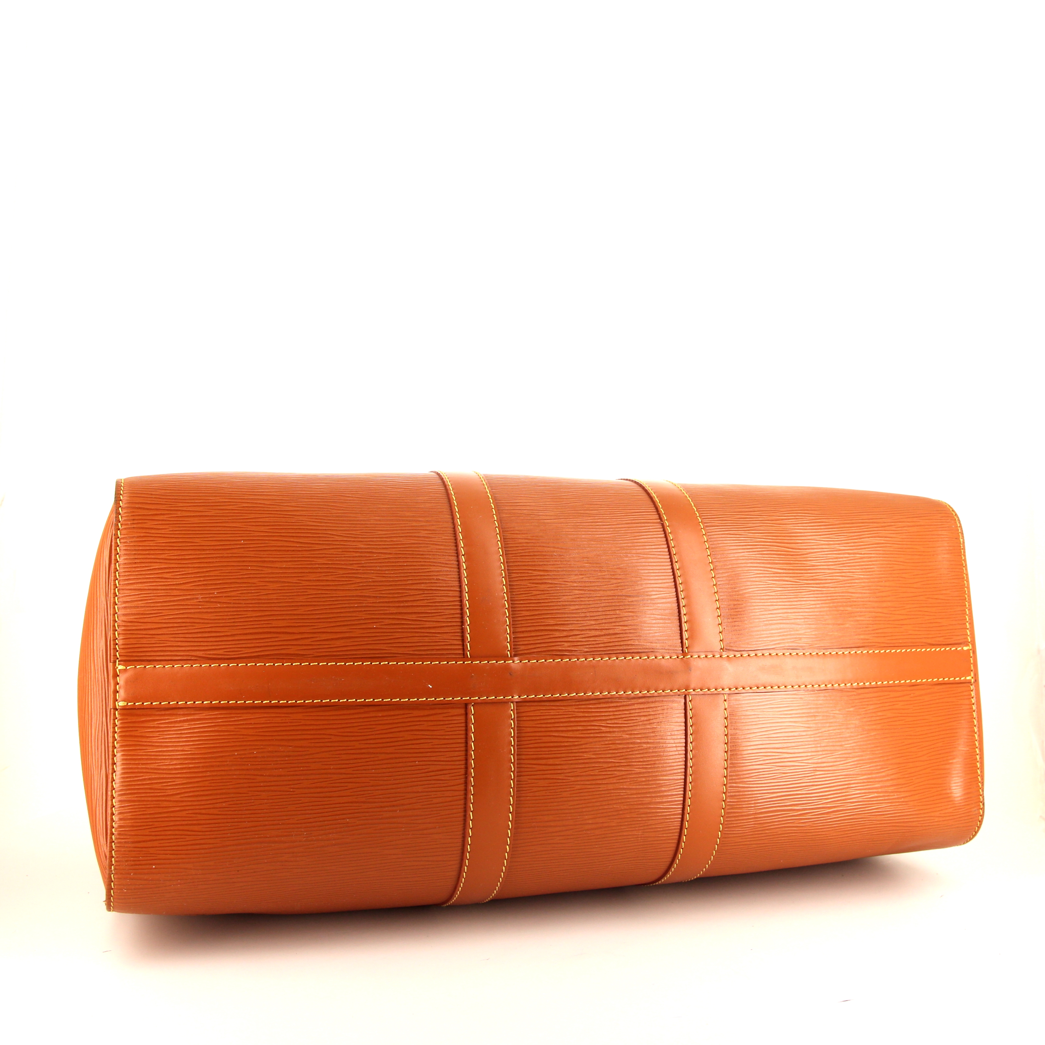 Louis Vuitton Keepall 45 travel bag in gold epi leather - Detail D4