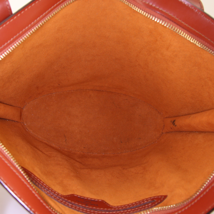 Bolso de mano Louis Vuitton Saint Jacques modelo pequeño en cuero Epi color coñac - Detail D2