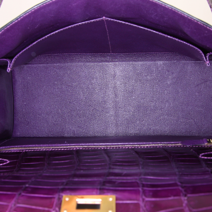 Bolso de mano Hermes Kelly 32 cm en cocodrilo porosus violeta Amethyst - Detail D3