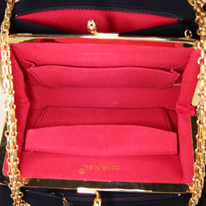 Sac à main Chanel Vintage en jersey matelassé noir - Detail D3