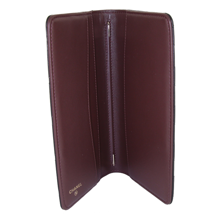 Porte agenda Chanel en cuir matelassé noir - Detail D1