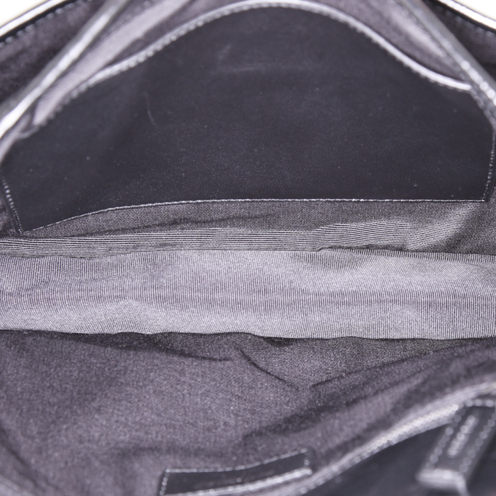 Bolso bandolera Saint Laurent Niki modelo mediano en cuero negro - Detail D3