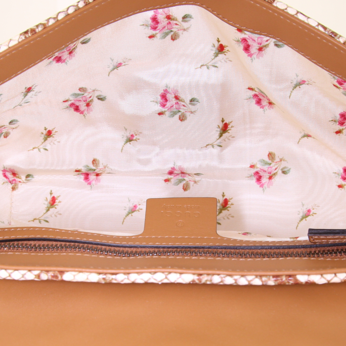 Borsa a tracolla Gucci GG Marmont in vimini intrecciato beige e pitone beige - Detail D3