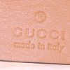 Bolso bandolera Gucci GG Marmont en mimbre trenzado beige y piel de pitón beige - Detail D4 thumbnail