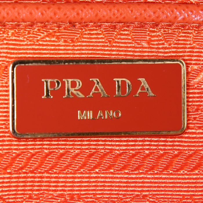 Prada Galleria handbag in orange leather saffiano - Detail D4