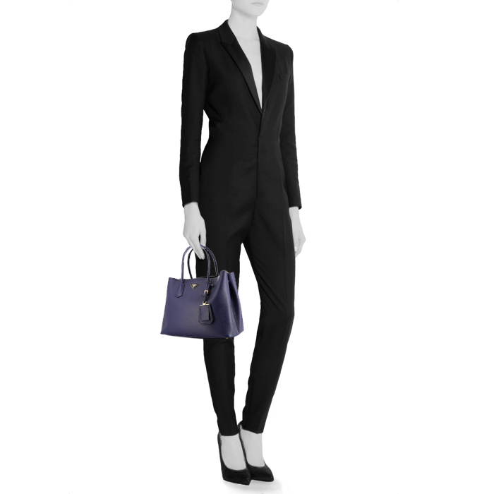 Prada Double large model handbag in blue leather saffiano - Detail D1