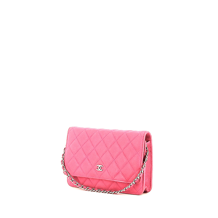 Wallet on chain timelessclassique leather crossbody bag Chanel Pink in  Leather  25261952