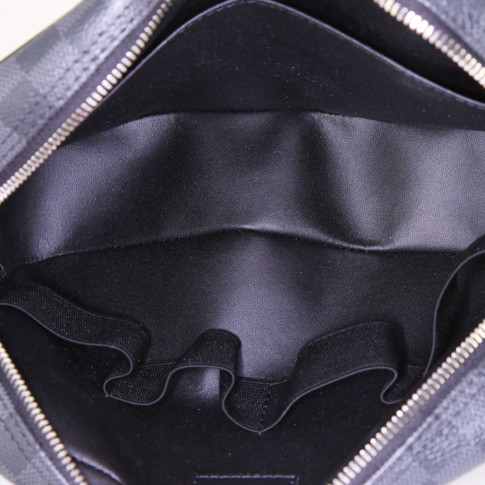 Louis Vuitton Toiletry in tela a scacchi grigia - Detail D2