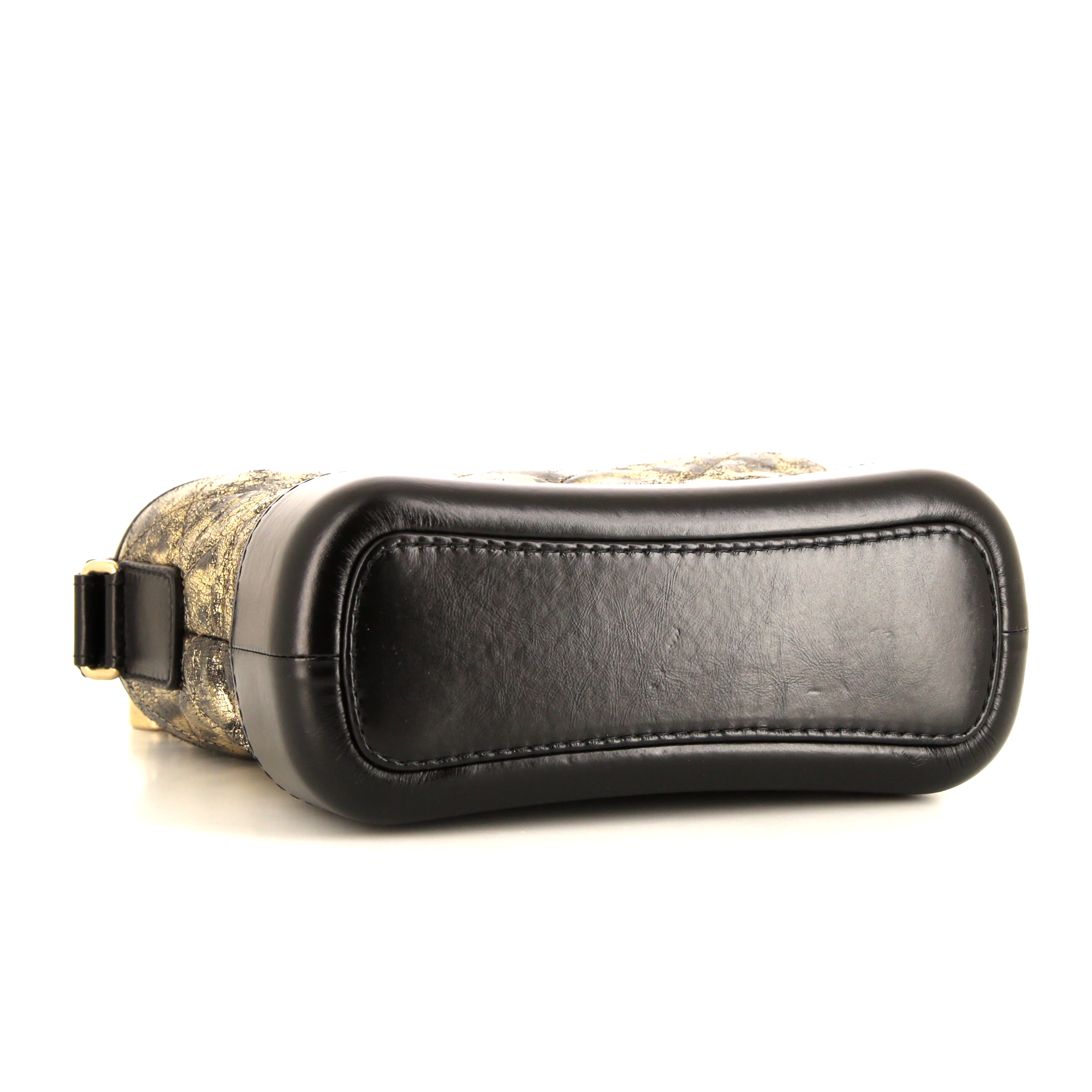 Chanel Gabrielle small model shoulder bag in gold quilted leather and black leather - Detail D4