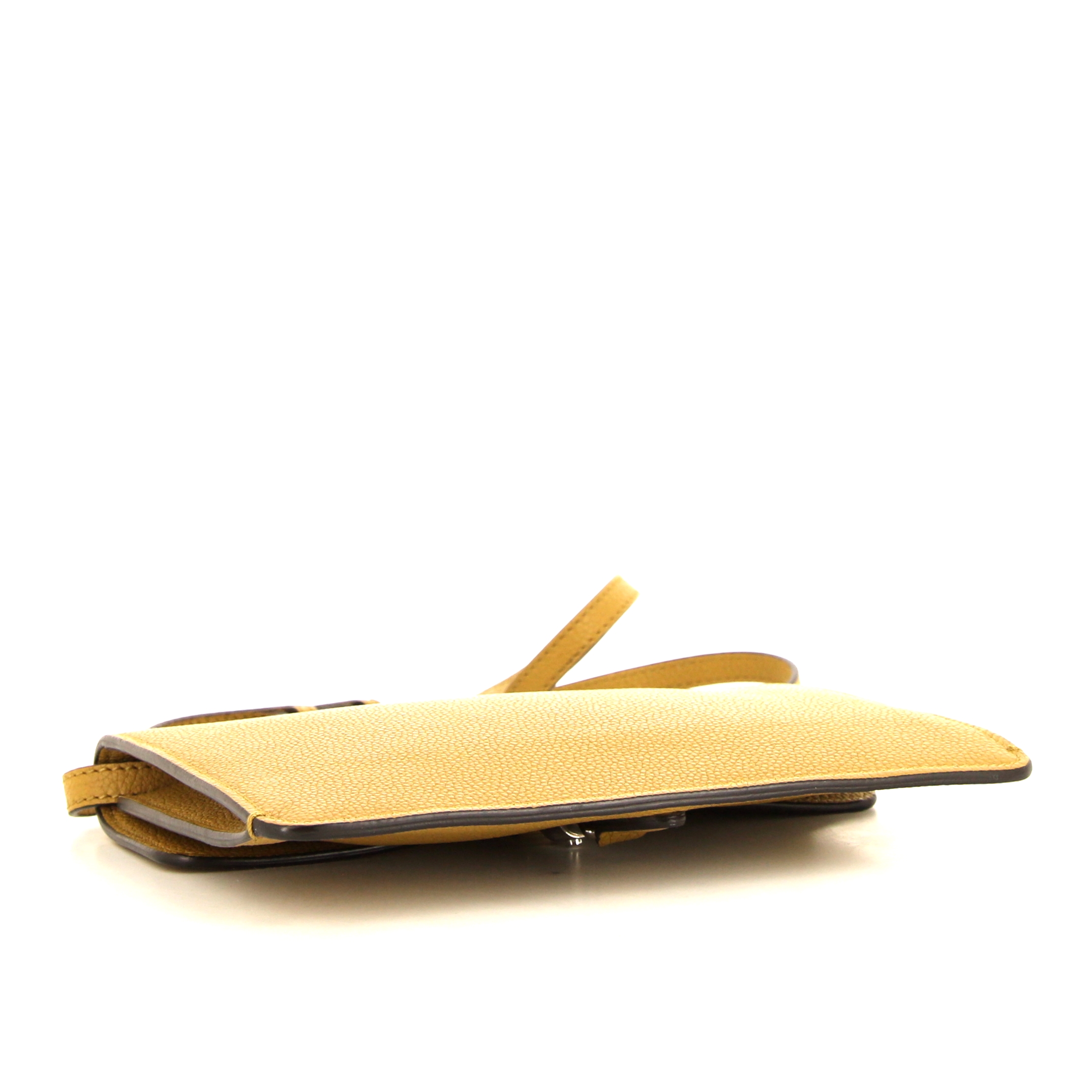 Gucci Jackie shoulder bag in yellow mustard grained leather - Detail D4