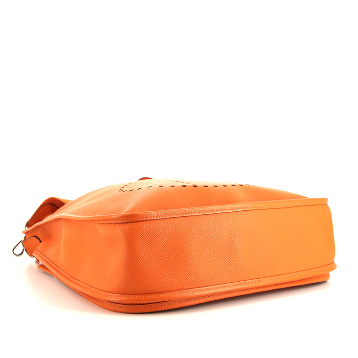 Hermes Evelyne large model shoulder bag in orange Potiron epsom leather - Detail D4