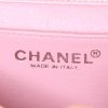 Chanel Mini Timeless shoulder bag in varnished pink quilted leather - Detail D3 thumbnail