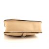 Bolso bandolera Hermès Halzan mini en cuero swift beige - Detail D5 thumbnail