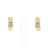 Orecchini Boucheron Pluriel in oro giallo,  diamanti e legno amoretto - 360 Front thumbnail
