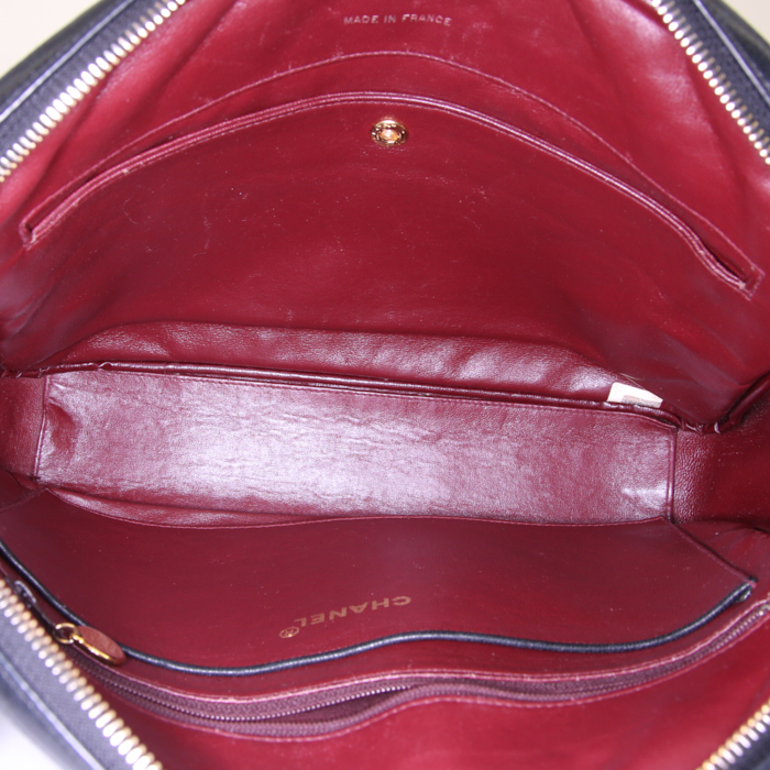 Sac porté épaule Chanel Vintage Shopping en cuir matelassé noir - Detail D2