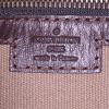 Louis Vuitton shopping bag in brown leather - Detail D3 thumbnail