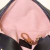 Borsa a tracolla Gucci GG Marmont mini in pelle trapuntata nera con decori geometrici - Detail D2 thumbnail