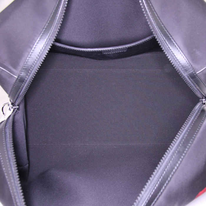 Sac de week end Dior en toile noire et cuir noir - Detail D3
