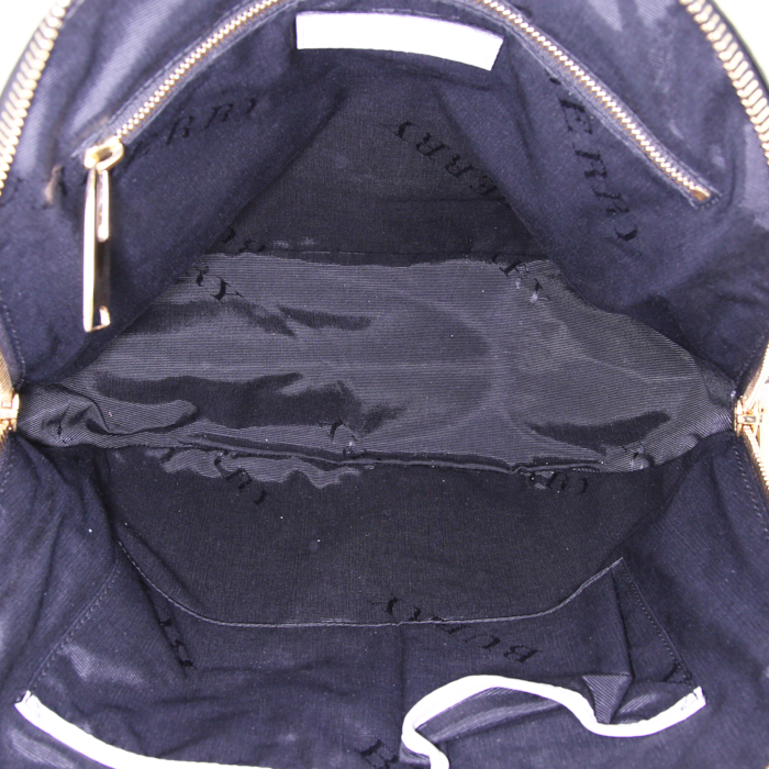 Sac à main Burberry Orchad en cuir gris - Detail D3