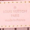Bolsito de mano Louis Vuitton en lona Monogram marrón y cuero natural - Detail D3 thumbnail