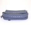 Bottega Veneta handbag in blue intrecciato leather - Detail D5 thumbnail