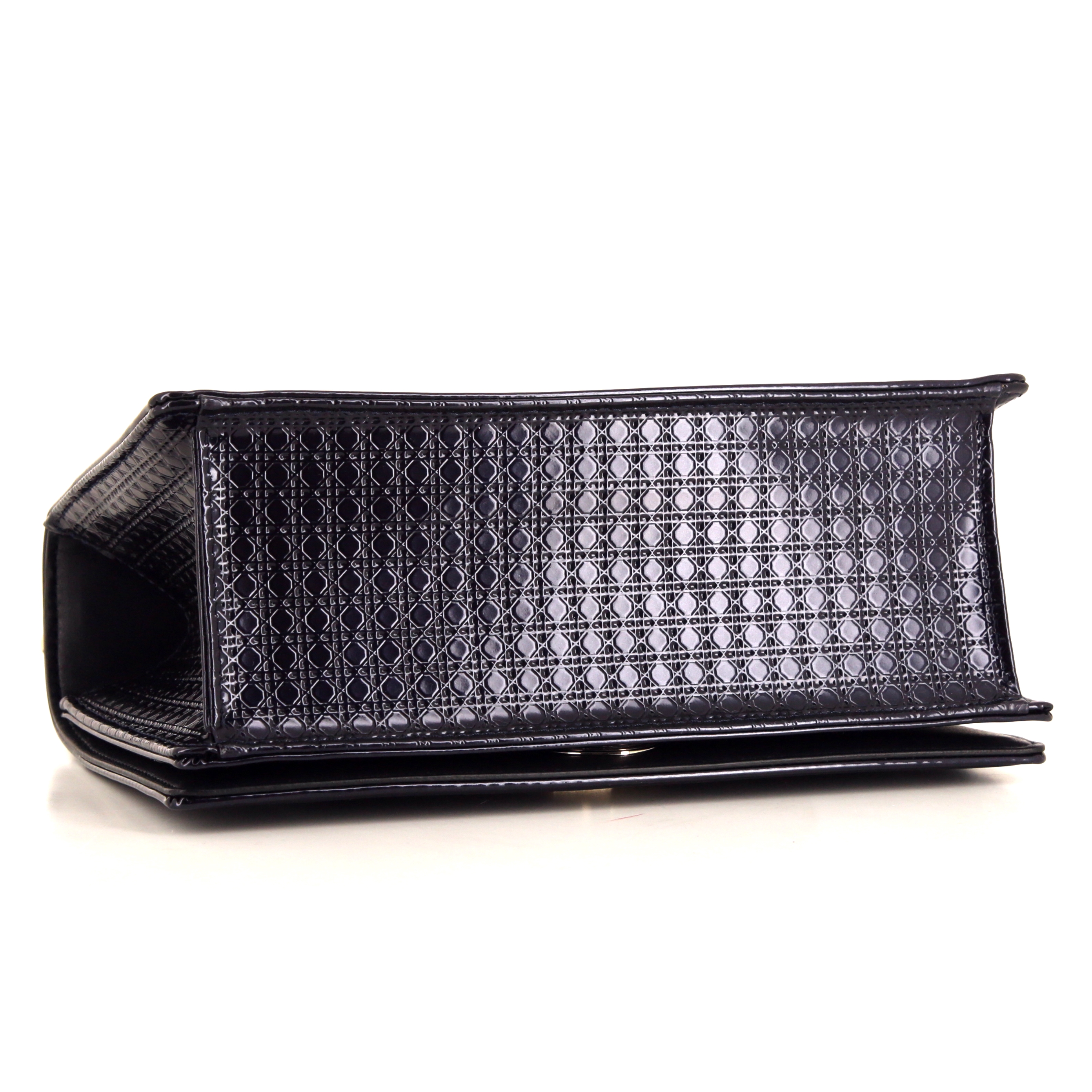 Dior Diorama shoulder bag in purple patent leather - Detail D5