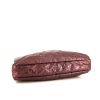 Louis Vuitton pouch in burgundy monogram canvas - Detail D4 thumbnail