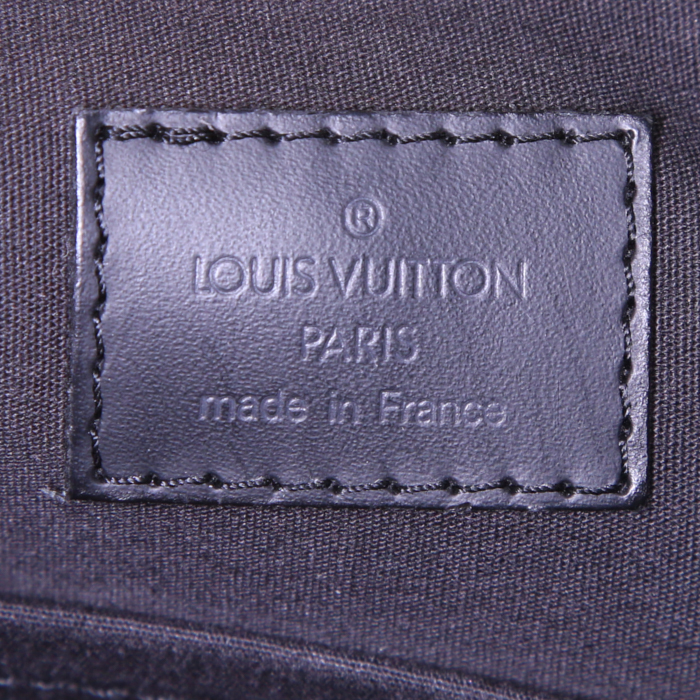 Sac à main Louis Vuitton en cuir épi noir - Detail D3