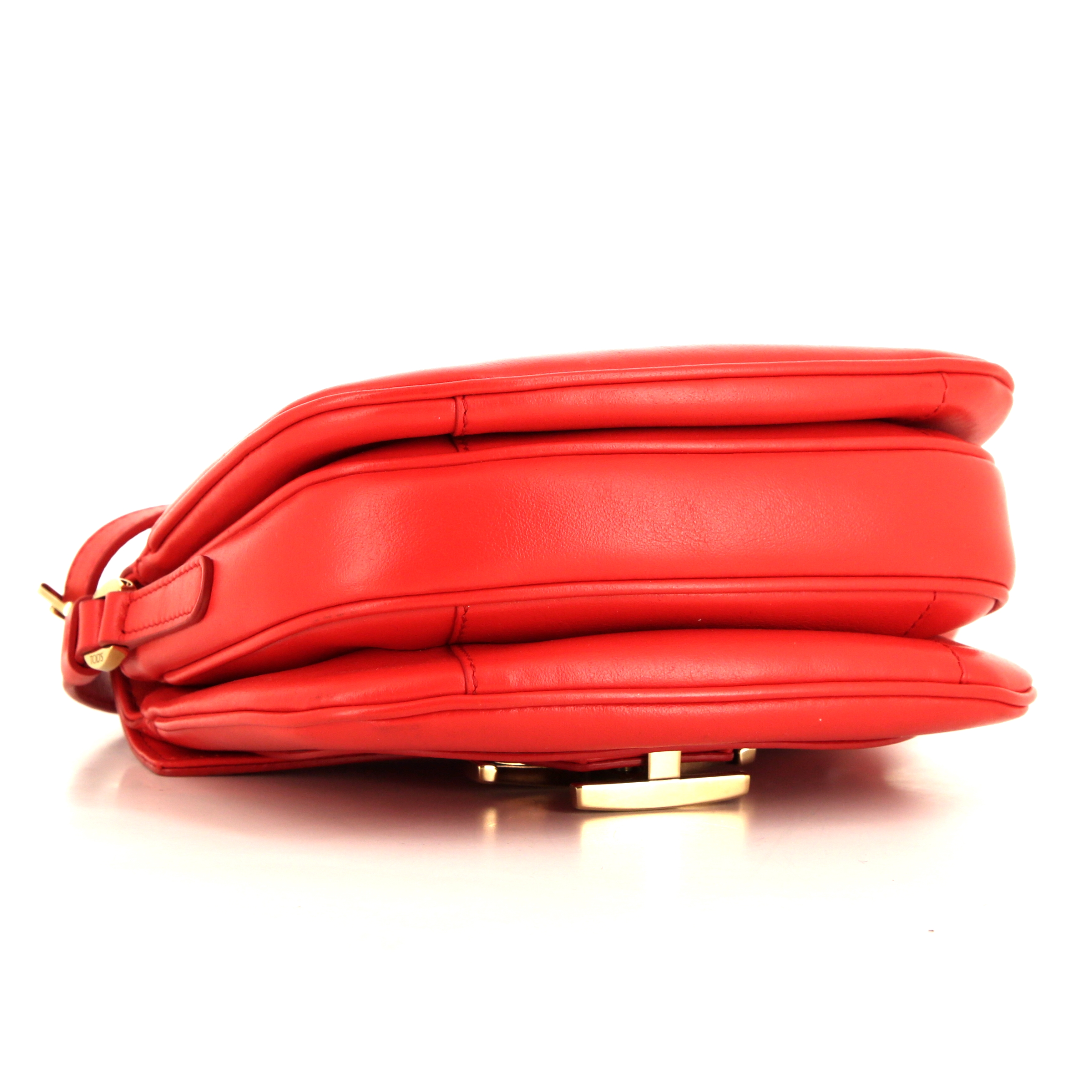 Sac bandoulière Tod's petit modèle en cuir rouge - Detail D4