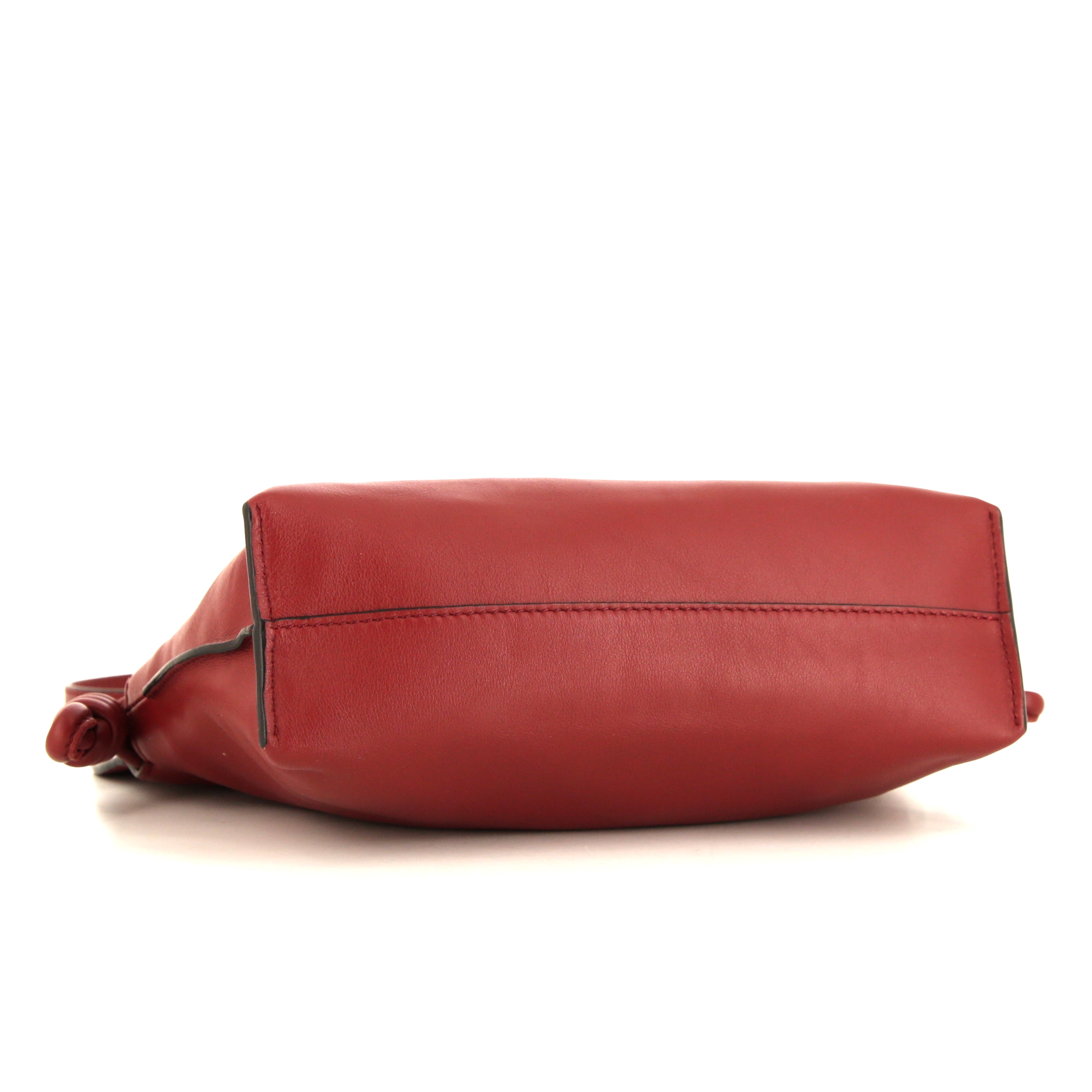 Loewe small model handbag in burgundy leather - Detail D4