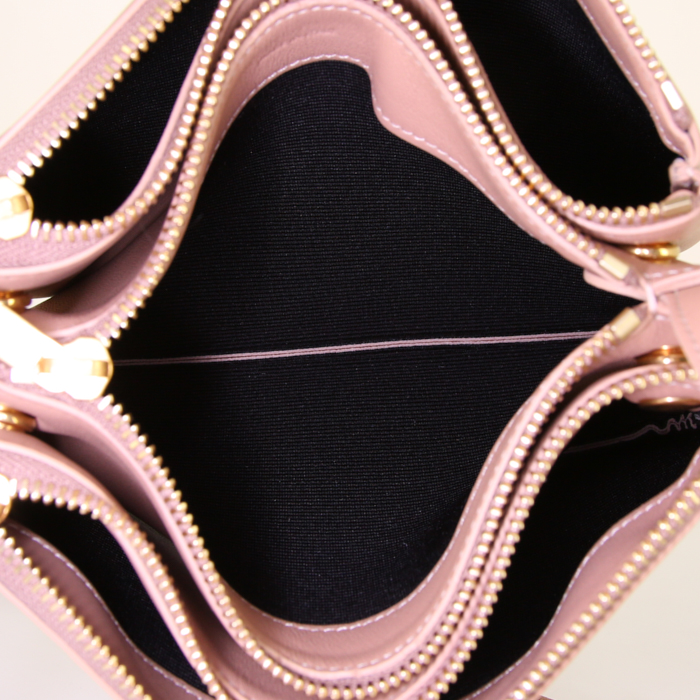 Sac bandoulière Céline Trio petit modèle en cuir beige - Detail D2