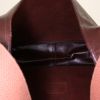 Borsa a spalla Hermès Tsako in pelle box marrone - Detail D2 thumbnail