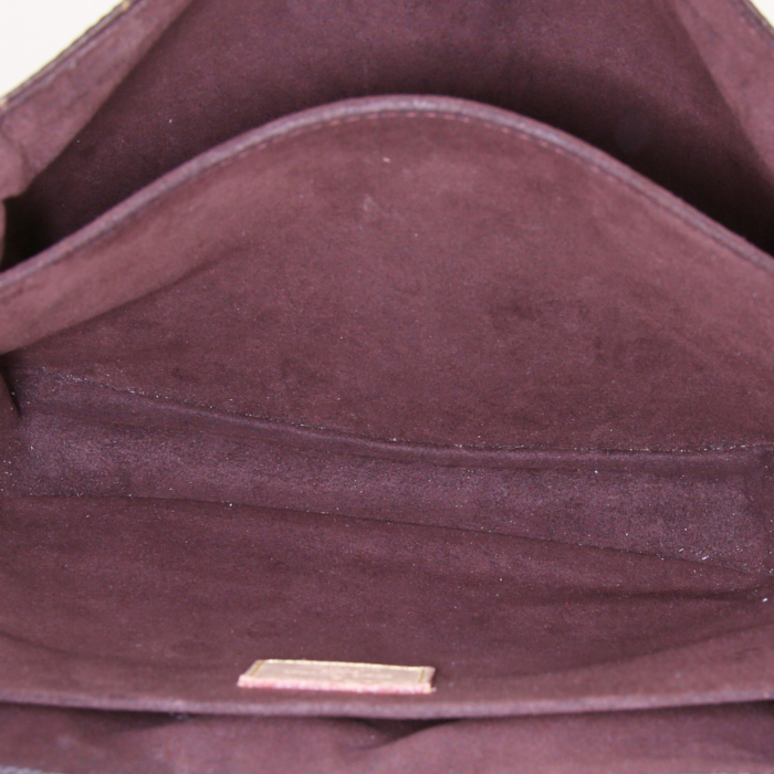 Bolso bandolera Louis Vuitton Metis en lona Monogram marrón y cuero natural - Detail D3