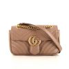 Bolso bandolera Gucci GG Marmont mini en cuero acolchado beige - 360 thumbnail