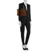 Shopping bag Gucci Rajah in camoscio marrone e pelle verniciata nera - Detail D1 thumbnail