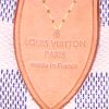 Sac à main Louis Vuitton Speedy 30 en toile damier azur et cuir naturel - Detail D3 thumbnail
