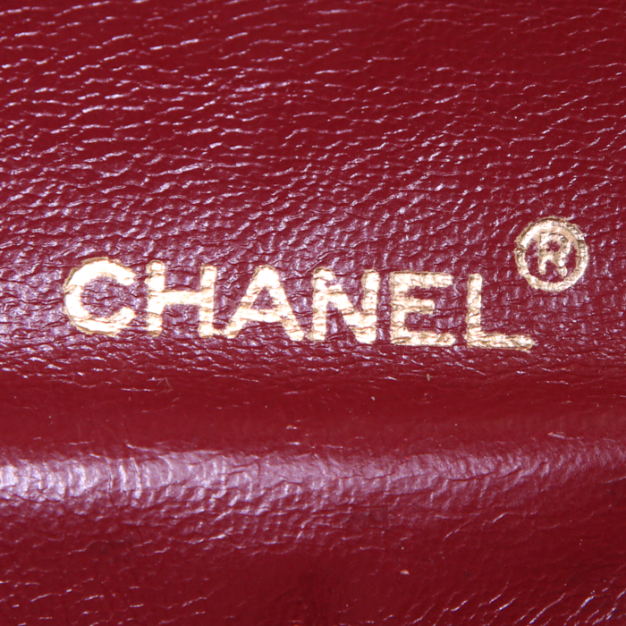 Sac à main Chanel Timeless en cuir matelassé noir - Detail D4