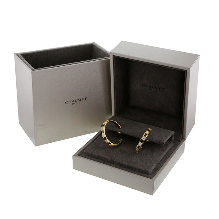 Orecchini a cerchio Chaumet Class One in oro giallo,  diamanti e caucciù - Detail D2