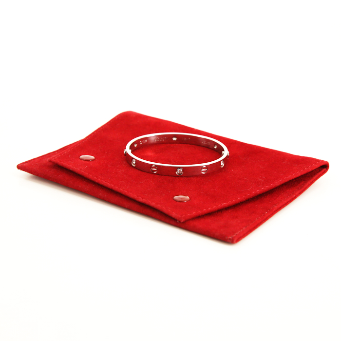 Bracelet Cartier Love en or blanc et 6 diamants, taille 17 - Detail D2