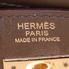 Bolso de mano Hermes Kelly 32 cm en cuero box verde aceituna - Detail D4 thumbnail