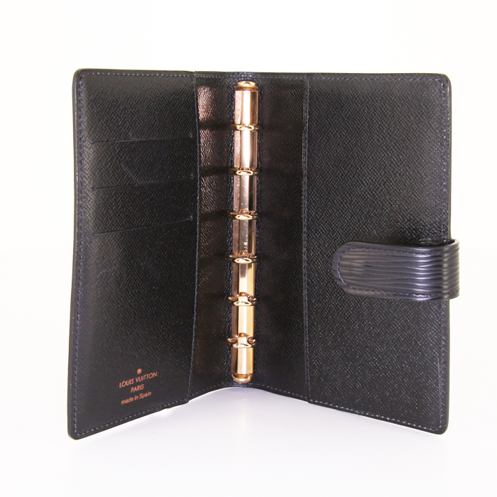 Billetera Louis Vuitton en cuero Epi negro - Detail D2