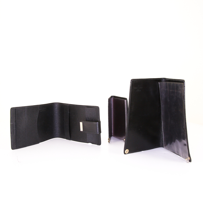 Louis Vuitton wallet in black epi leather - Detail D3