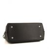 Bolso de mano Louis Vuitton Lockme en cuero granulado negro - Detail D5 thumbnail