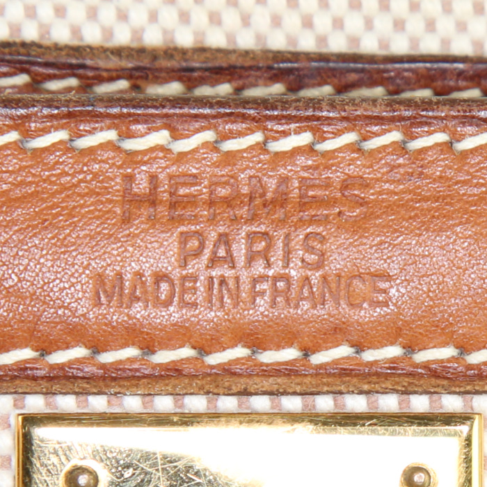 Sac porté épaule ou main Hermes Kelly 35 cm en toile beige-écru et cuir Barénia fauve - Detail D4