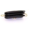 Bolso bandolera Celine Vintage en cuero negro - Detail D4 thumbnail