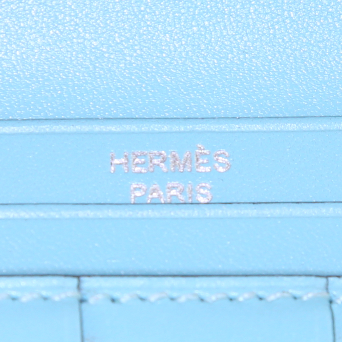 Billetera Hermès Béarn en cuero swift Bleu Atoll y piel de lagarto verde - Detail D3