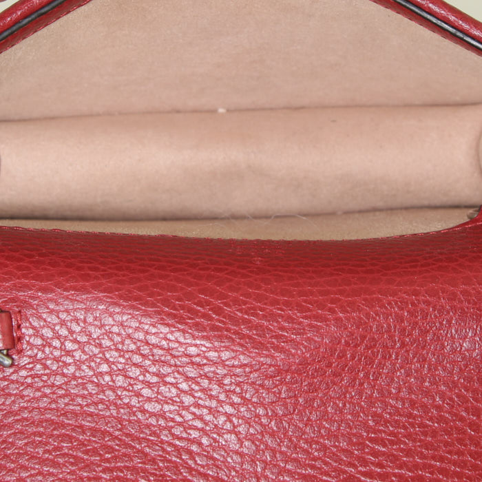 Gucci Dionysus shoulder bag in red grained leather - Detail D2