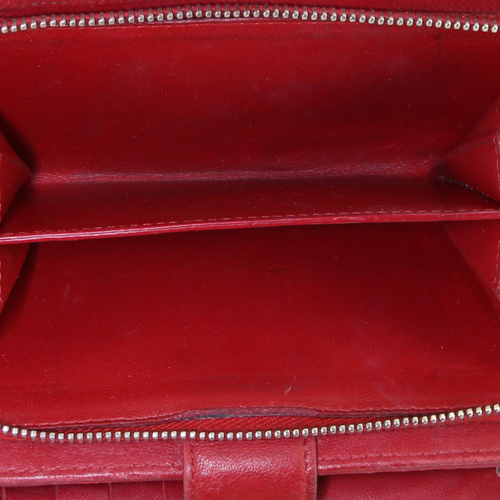 Billetera Chanel en cuero acolchado rojo - Detail D3